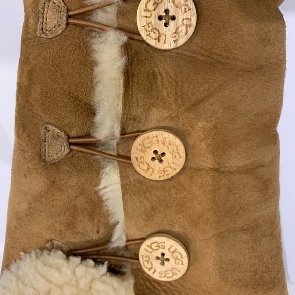 Tan Ugg Australia Bailey Button Triplet II Boots - Picture 3 of 6